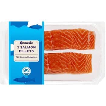 Ocado 2 Salmon Skinless Mid Tail Fillets (240g)