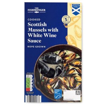 Cooked Scottish Mussels with White Wine Sauce