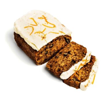 Daylesford Organic Carrot & Walnut Cake (480g)