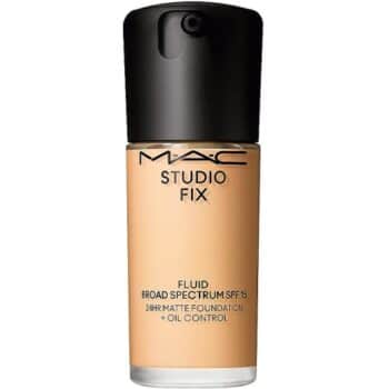 M.A.C Studio Fix Fluid Spf15 24Hr Matte Foundation Nw63 (30ml)