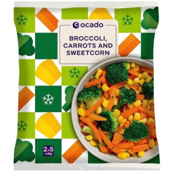 Ocado Frozen 4 Steam Bags Broccoli Carrots & Sweetcorn (640g)