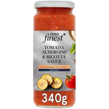Tesco Finest Tomato Aubergine & Ricotta Pasta Sauce (340g)