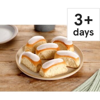 Tesco Iced Finger Buns (6)