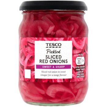 Tesco Pickled Sliced Red Onions (340g)
